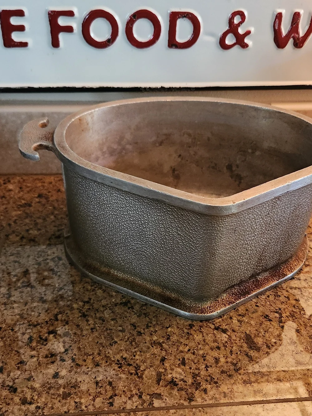 Antique-OLD, Guardian Service Brand Metal Baking/Roaster Pot. Silver. NO Lid.